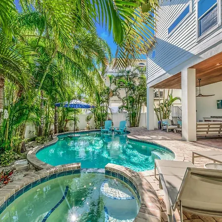 Villa Avalon